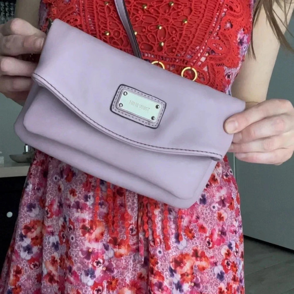 Nine West crossbody & wristlet in one - Picture 16 of 16